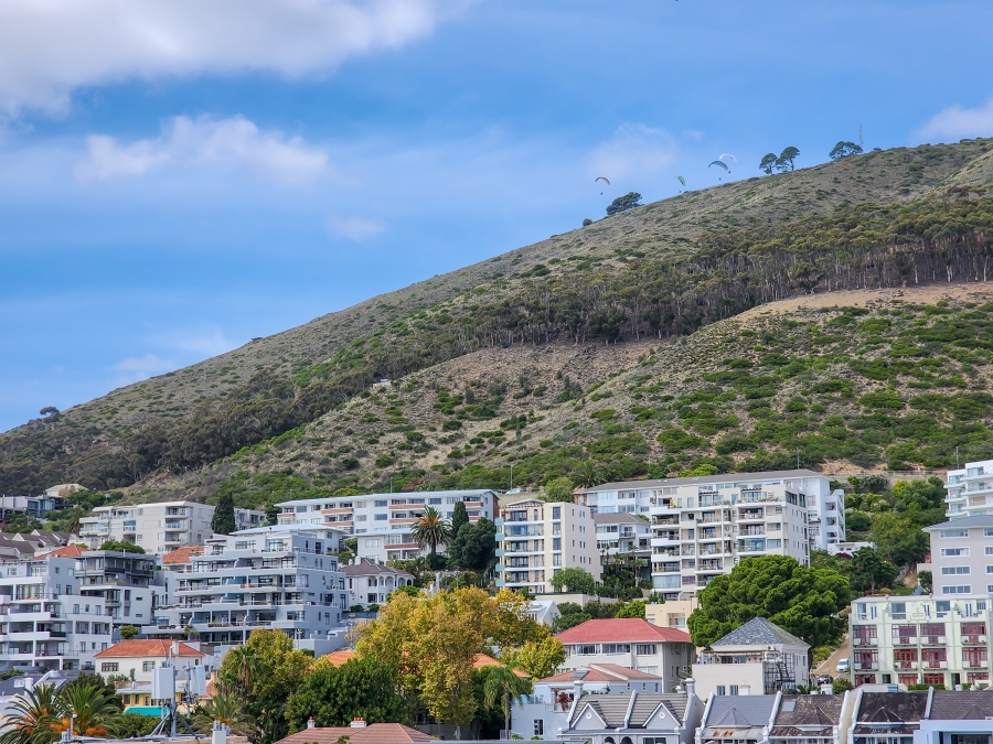 To Let 3 Bedroom Property for Rent in Sea Point Western Cape